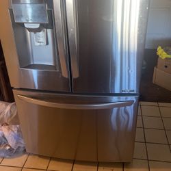 LG Refrigerator 