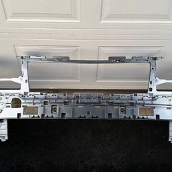 WHITE HYUNDAI TUCSON 2025 2026 FRONT BUMPER
