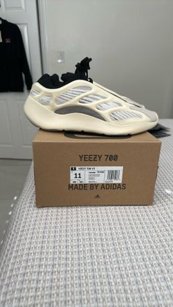 Yeezy 700 V3 Azael 