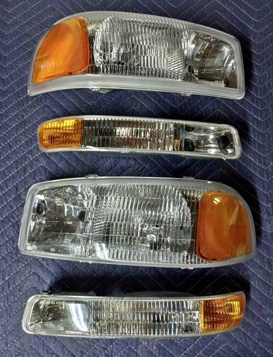 99-06 GMC Sierra | 00-06 Yukon/Yukon XL Headlights Faros Calaveras Micas Luces