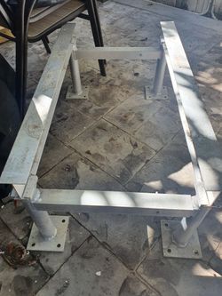 A/C Aluminum 1 Ft Tall Stand