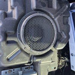 Part Of Alpine Stereo System For Lincon Navigator