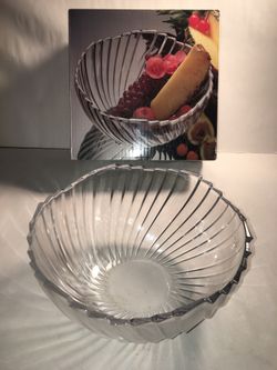 Mikasa Crystal Radiance Hostess Bowl 9.5"