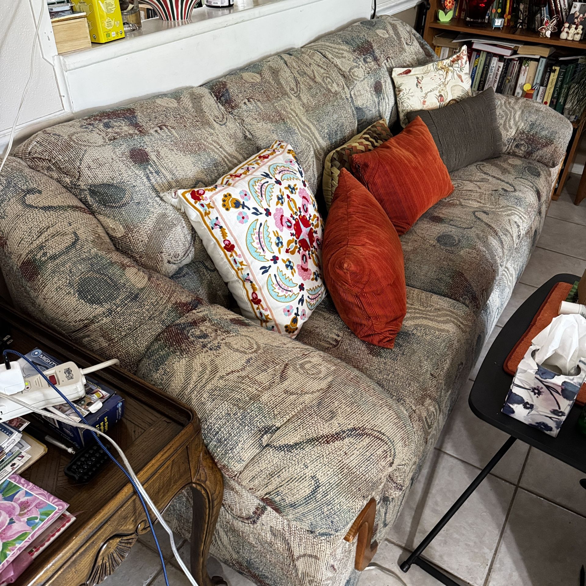 Sofa full size for sale