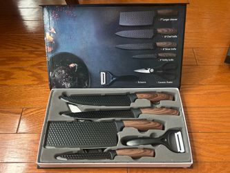 Brand New in the Box Knife Set 6 Piece