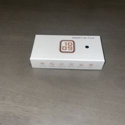 1009 Smart Watch: Fitness And Heart Rate Tracker