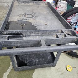 Rubbermaid Cart 