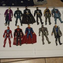 2017 JUSTICE LEAGUE FIGURE LOT 