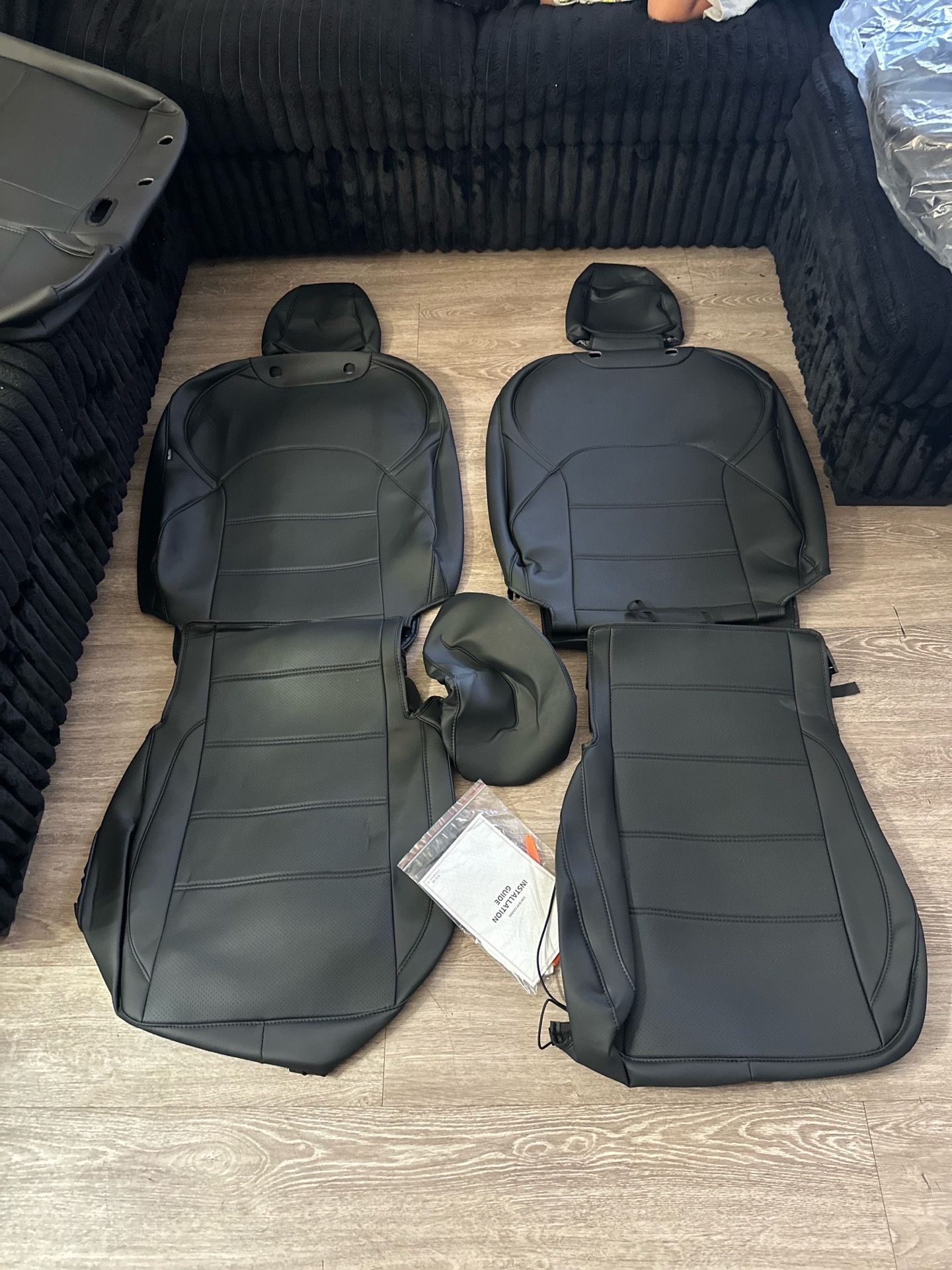 FEINEPRO Custom Fit Seat Covers for Toyota Camry 2025-2026 XLE/XSE Premium Faux Leather Full Set Waterproof