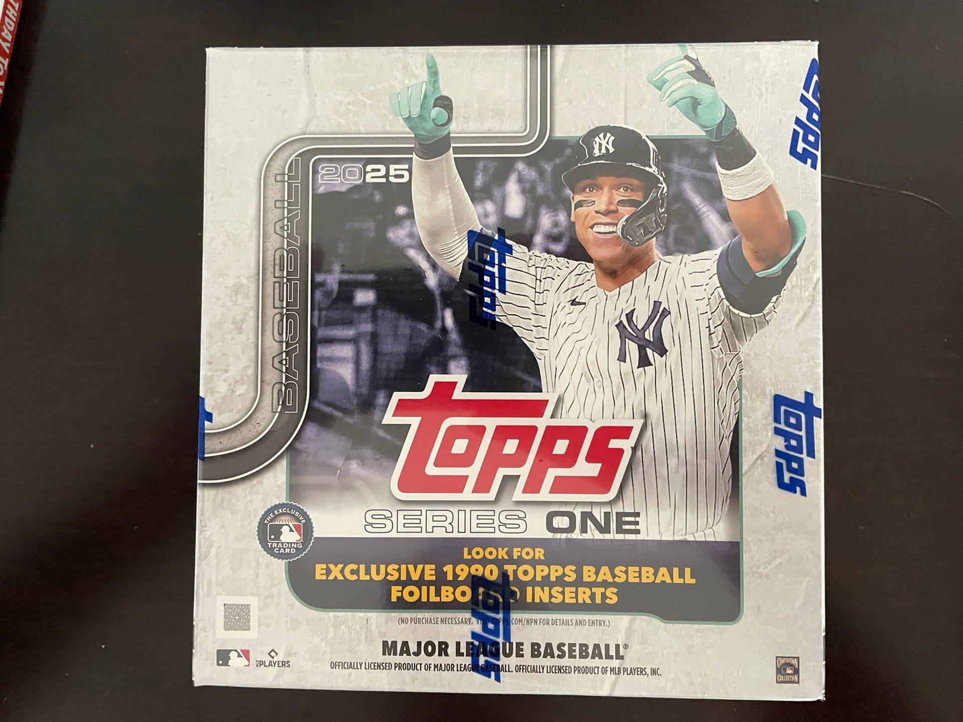 Topps 2025 Series 1 MEGA pack of Baseball Cards