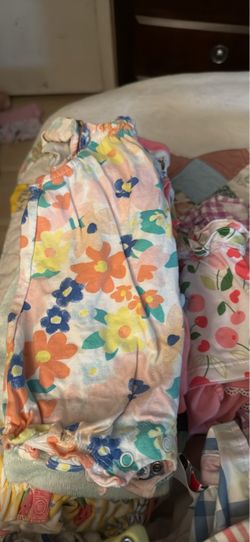 Baby girl 3/6 month clothes