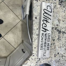 Picture is brand new never been hung on the wall