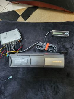 Vintage Alpine CHM-S630 6-Disc Car CD Changer with CHM -S665RF Remote system