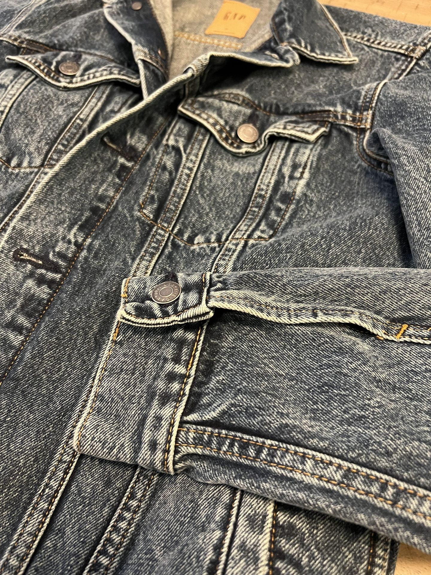 GAP Denim Jacket Size (S) RN 54023 for Sale in West Hills, CA OfferUp