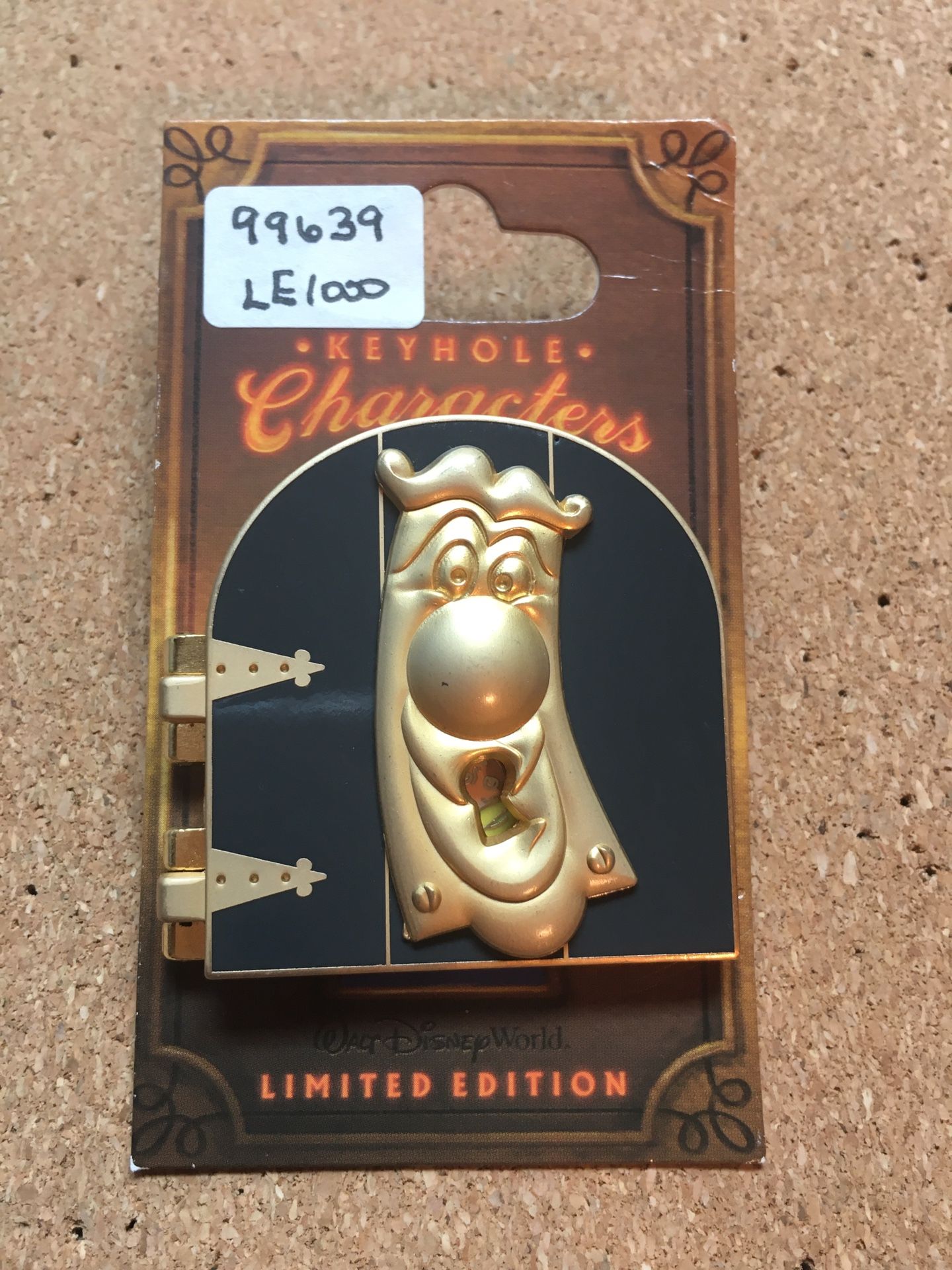 Alice in wonderland Disney pin LE