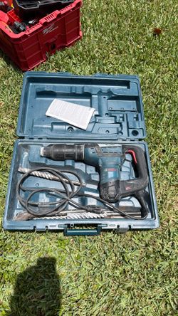 Bosch Chipping Hammer