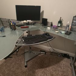 MUST GO - L-shape Desk