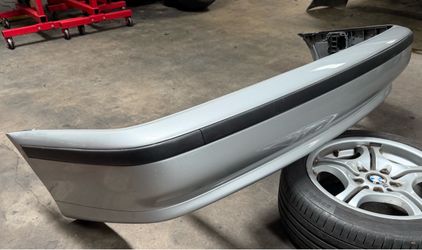 REAR BUMPER BMW E39 540i 528i 530i 525i