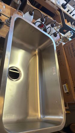 30x18 kitchen sink undermount $89