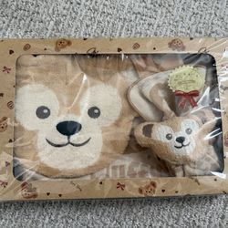 Tokyo Disney Duffy Baby Set New - Bib, Towels, Rattle