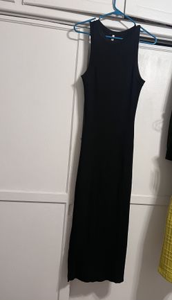 fitted stretchy womans black dress size Large