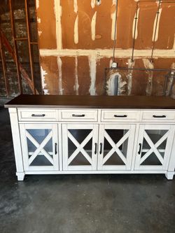 TV Cabinet
