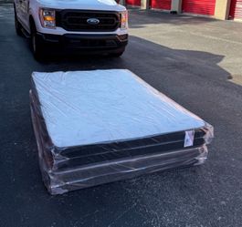 NEW Mattress Queen Size Regular With Box Spring // Offer  🚚