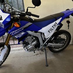 Yamaha WR250R 2020! Street legal and off road ready!