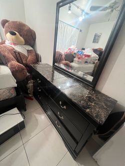 Bedroom set 3 piece