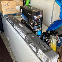 Eos Retina smart projector and screen