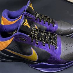 NIKE ZOOM KOBE 5 'LAKERS AWAY' | Size 11 | SKU: 386429 071