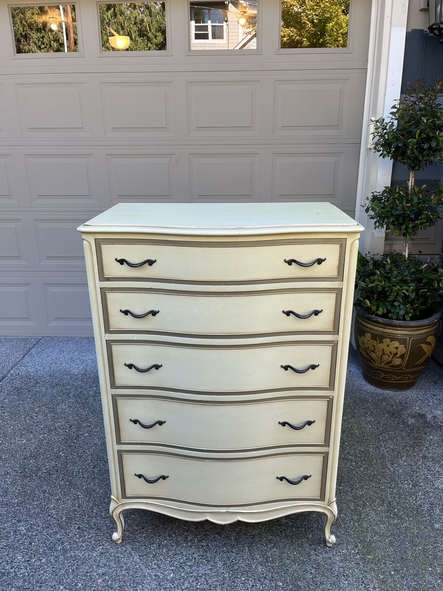 Drexel French Provincial Dresser 