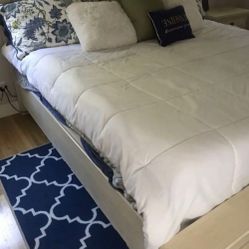 Cal King Bedroom Set 