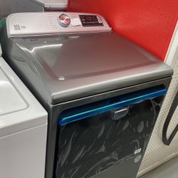 New Scratch And Dent Maytag Dryer. 1 Year Warranty 