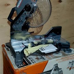 RIDGID 10" COMPOUND MITER SAW - NEW/NUEVO PRECIO FIRME DELIVERY POSSIBLE/Entrega Posible