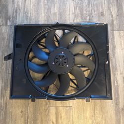 (contact info removed) Radiator Cooling Fan For BMW 525i 525xi 528i 528xi 645Ci 750i 750Li