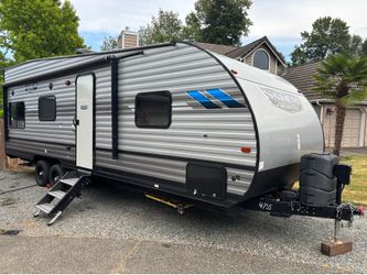 2022 Forest River Salem Cruise Lite 225SSXL Toy Hauler – Excellent Condition