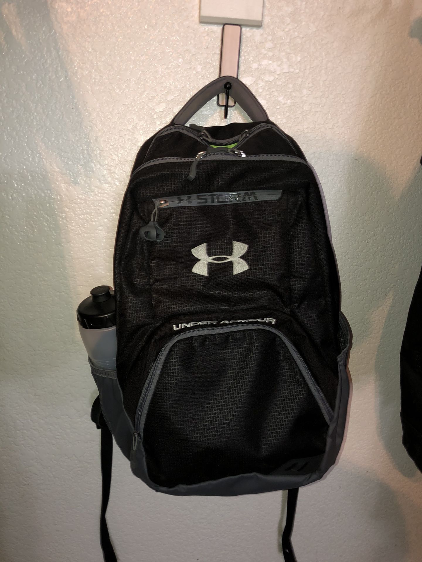 Underarmour storm Backpack and bottle