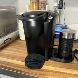 Keurig Machine With Frother, 2 Mug Sets, And A To Go Mug