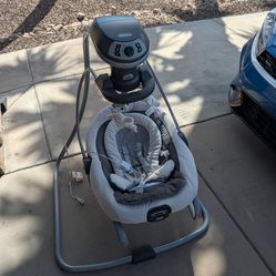 Graco baby swing