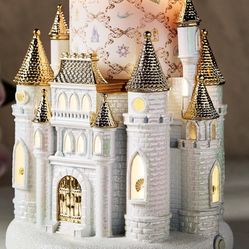 2026 Bath & Body Works Disney Princess Light Up Castle 3-Wick Candle Holder New