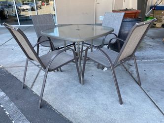 Outdoor Square Metal Table Set w/ 4 Chairs