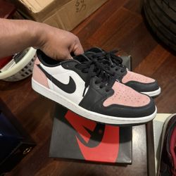 Jordan 1 Low OG Coral Sz 10.5
