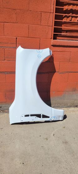 2025 ford f 250 R h fender