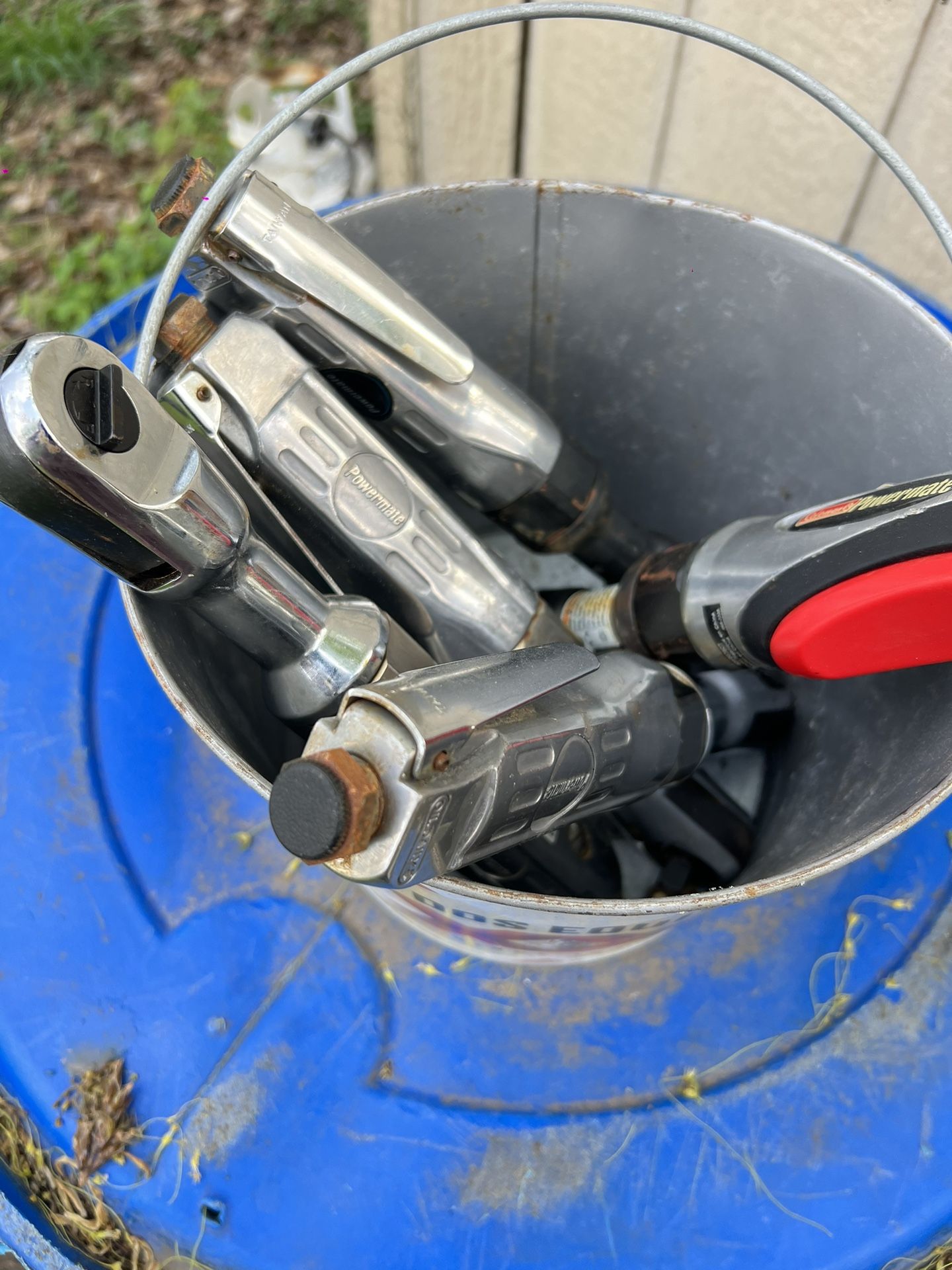 VARIOUS AIR TOOLS
