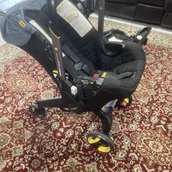 Baby Doona Max + Car seat stroller $250.00