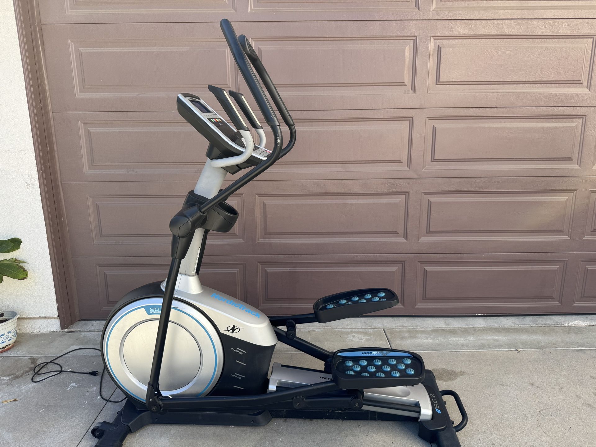 NordicTrack Elliptical E9.0Z