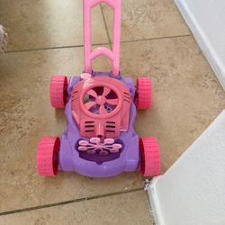 Bubble making machine