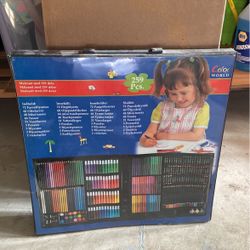 New Never Opened 259 Piece Art Set 