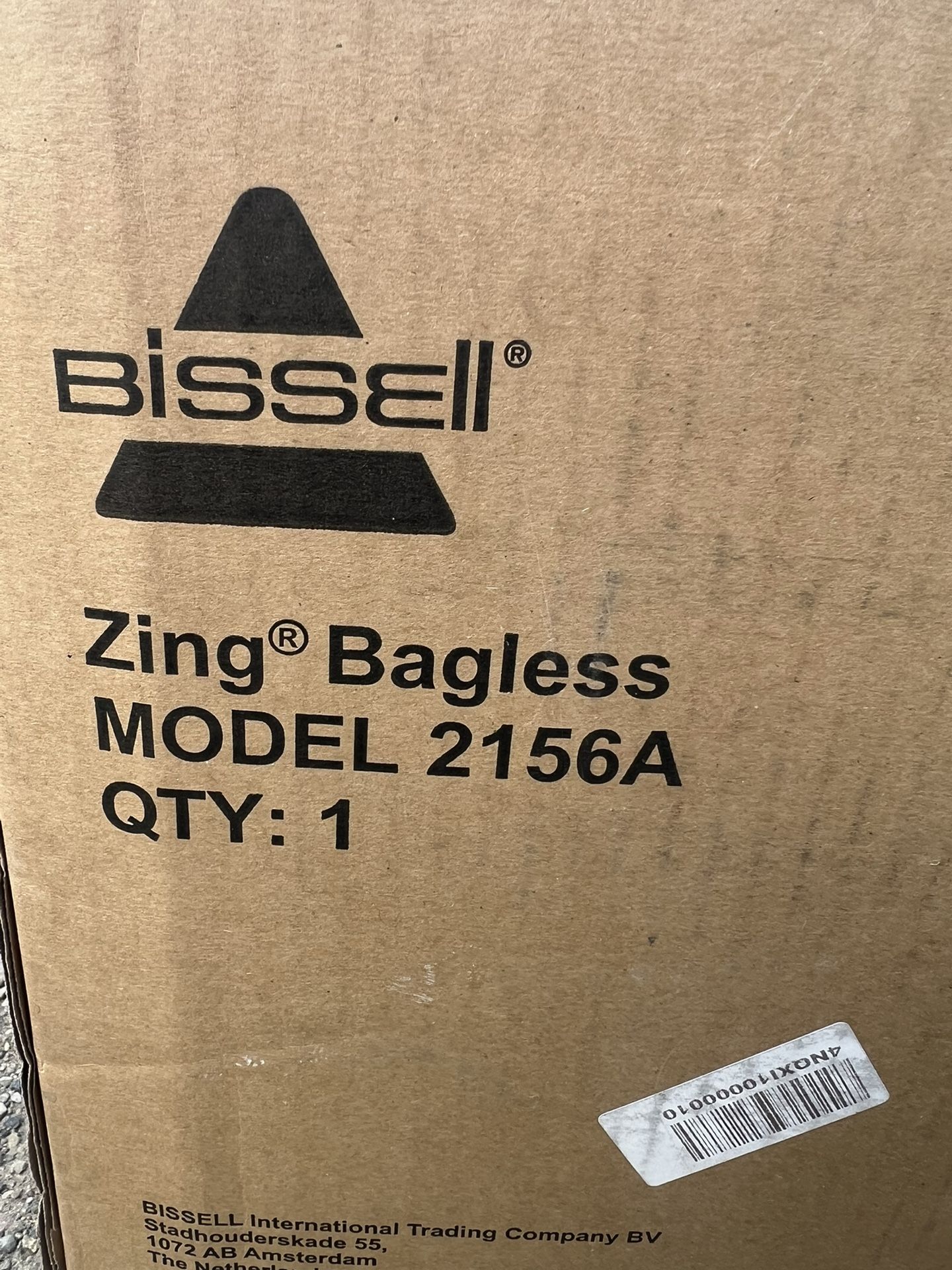 Bagless Bissell Vacuum